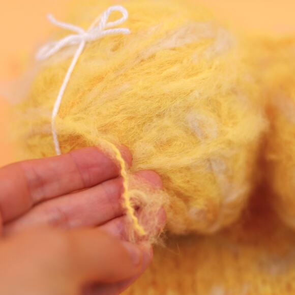 9 balls Baby Alpaca / Wool Yellow Warm Knitting Crochet Light Worsted Yarn - Picture 3 of 3